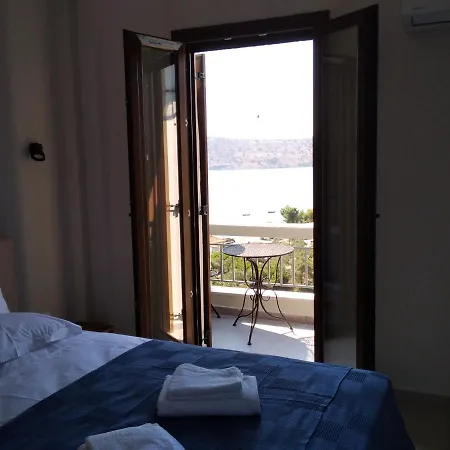 Apartamento Kamares View