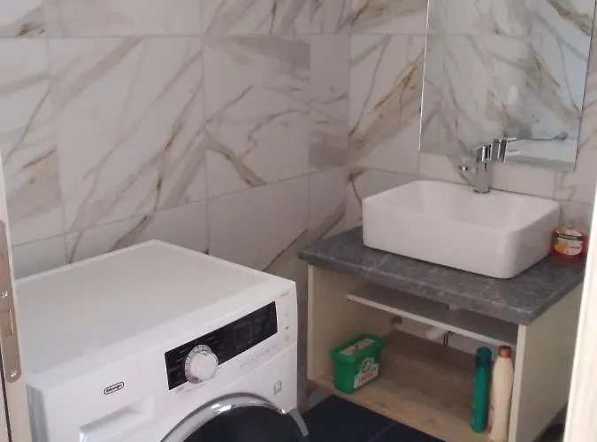 Διαμέρισμα Kamares View *