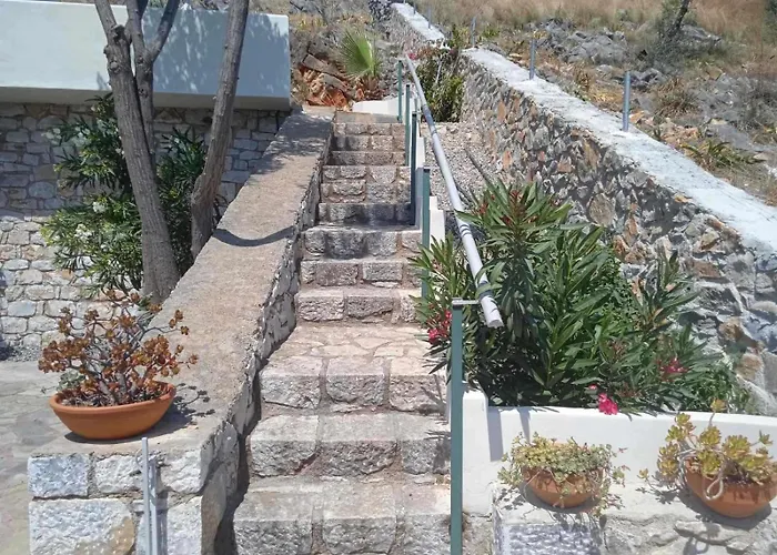 Kamares View Ageranos